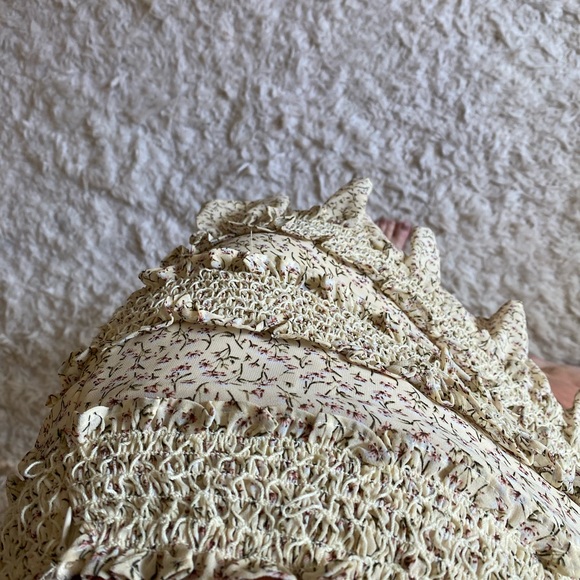 Two Piece Set - Picture 3 of 3